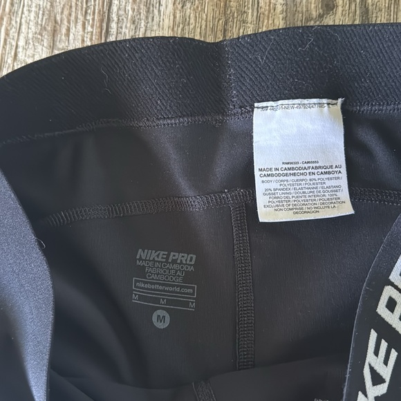 NIKE PRO WOMEN WORKOUT SHORTS, MEDIUM - Picture 5 of 10